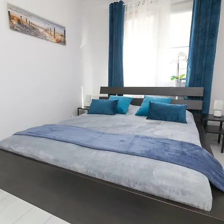 Апартаменты Wave In *